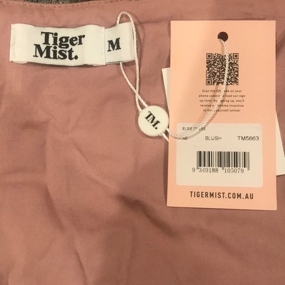 NEVER WORN!! Tiger Mist Elsie Dress size: medium - Picture 6 of 6